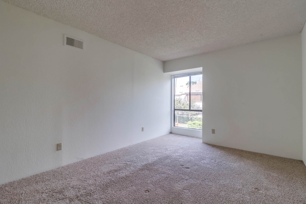 Virtual tour photo 30 of 43 for 9229 Village Glen Dr UNIT 232