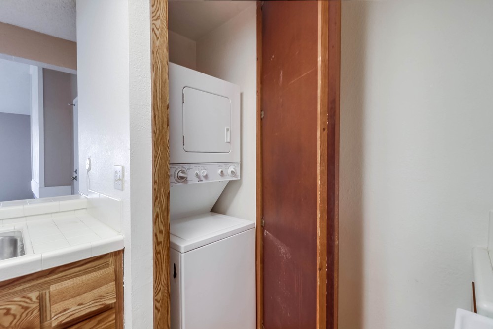 Virtual tour photo 33 of 43 for 9229 Village Glen Dr UNIT 232