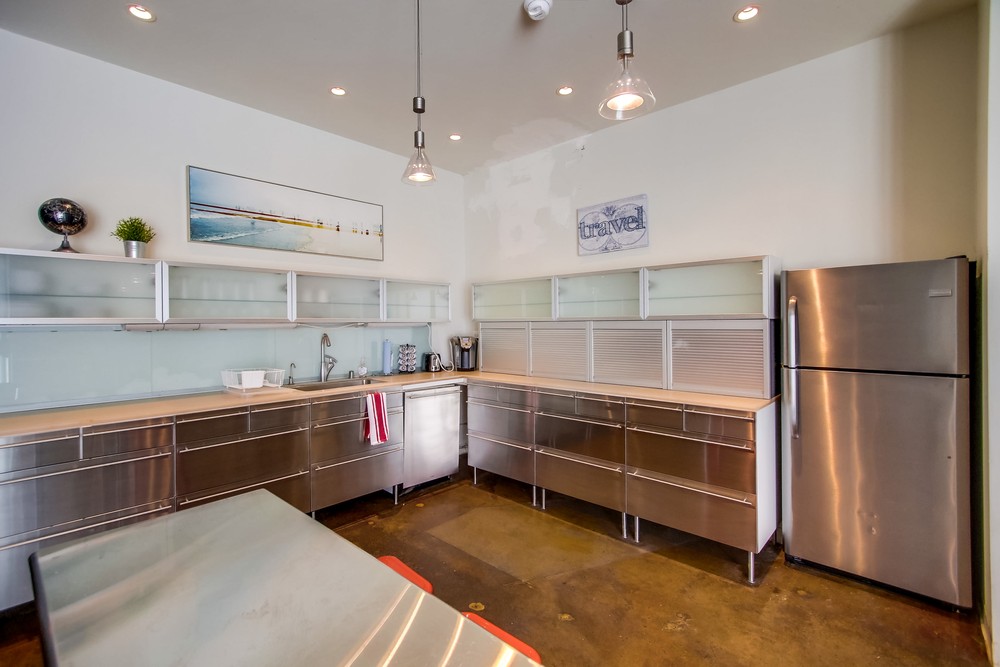 Virtual tour photo 14 of 81 for 923 Island Ave