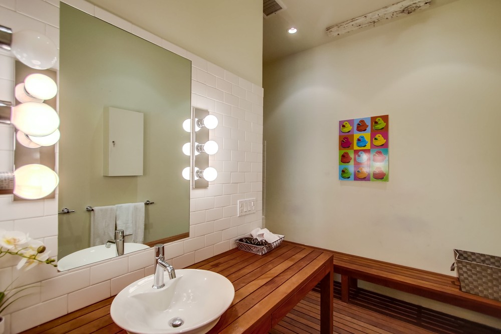 Virtual tour photo 25 of 81 for 923 Island Ave