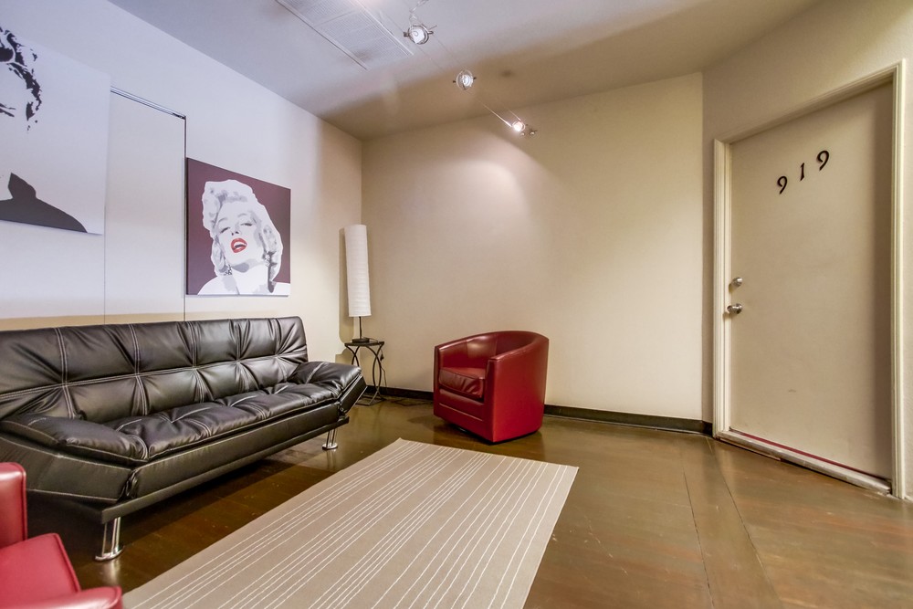 Virtual tour photo 50 of 81 for 923 Island Ave