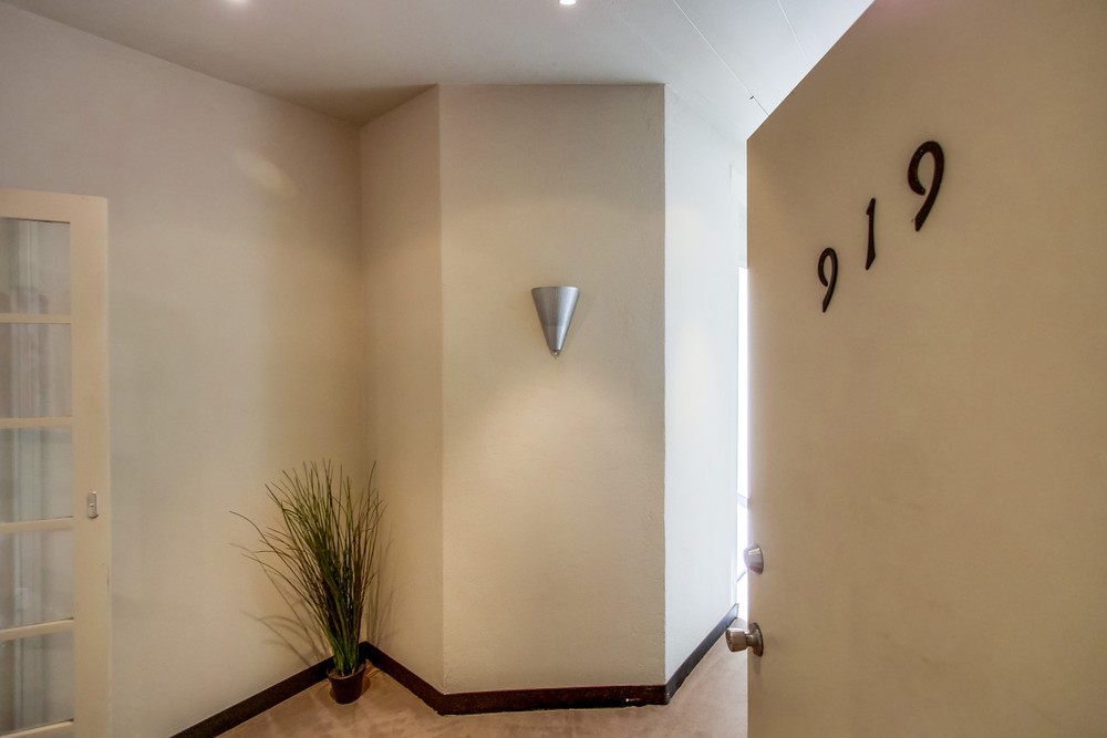 Virtual tour photo 52 of 81 for 923 Island Ave