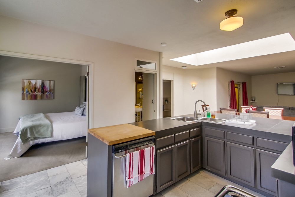 Virtual tour photo 64 of 81 for 923 Island Ave