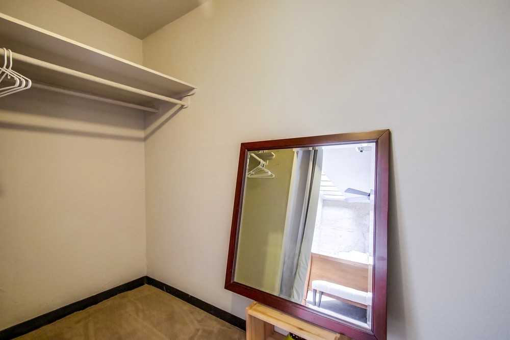 Virtual tour photo 76 of 81 for 923 Island Ave