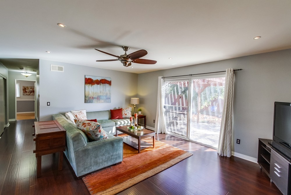Virtual tour photo 7 of 34 for 9235 Three Seasons Rd