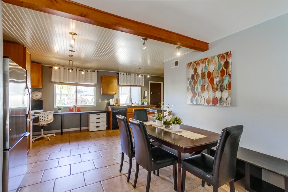 Virtual tour photo 10 of 34 for 9235 Three Seasons Rd