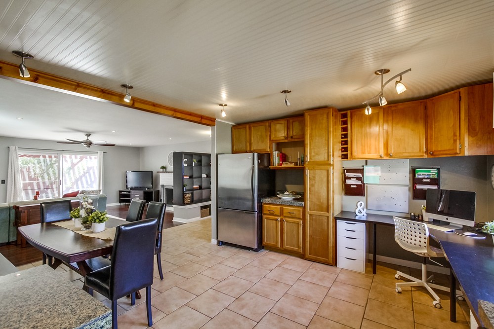 Virtual tour photo 14 of 34 for 9235 Three Seasons Rd