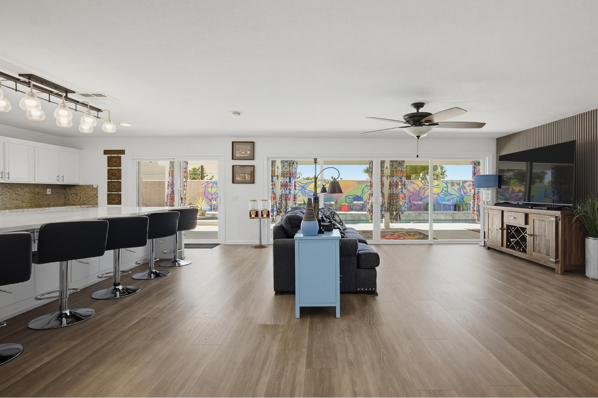 Virtual tour photo 14 of 74 for 9237 Meadow Ln