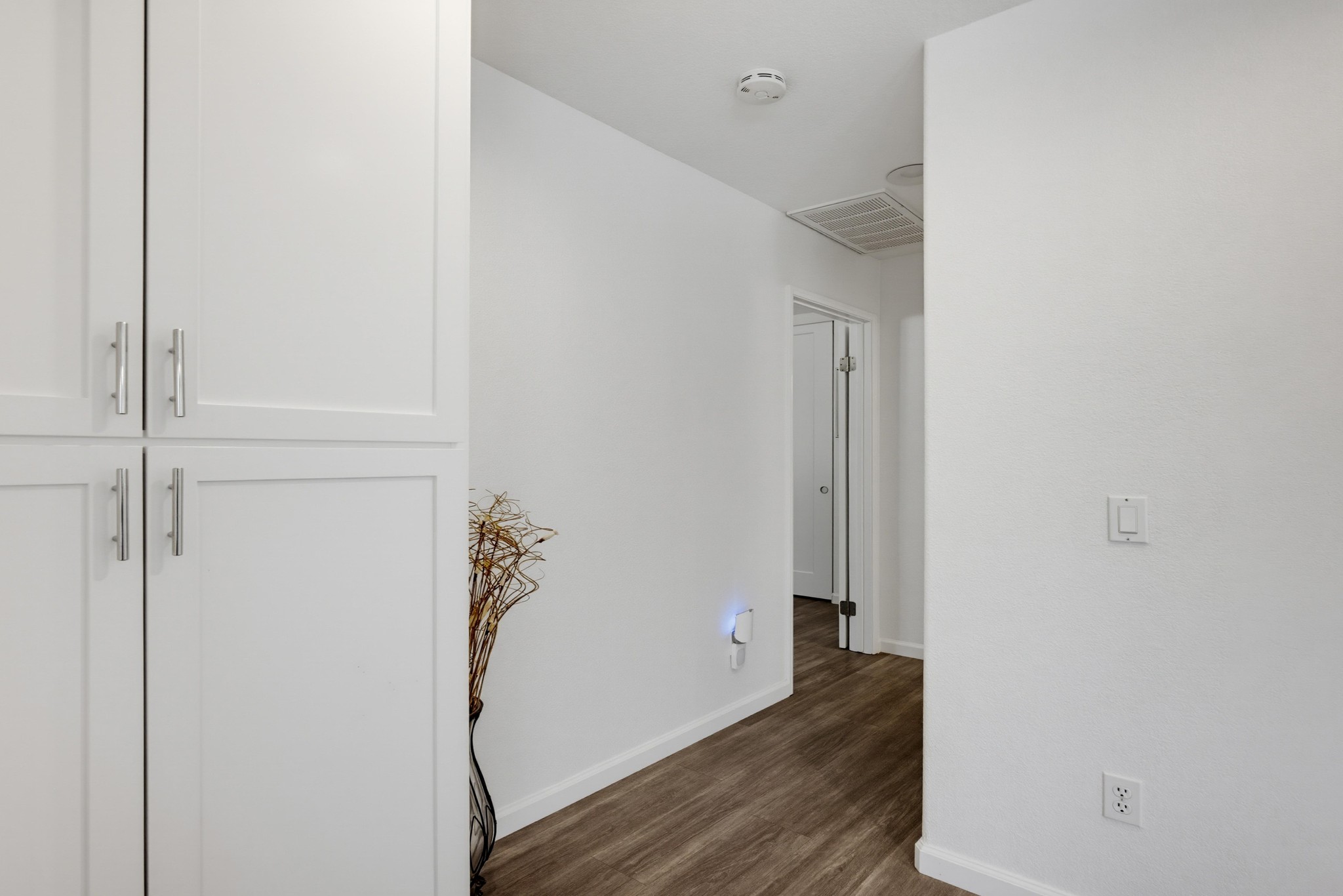 Virtual tour photo 28 of 74 for 9237 Meadow Ln