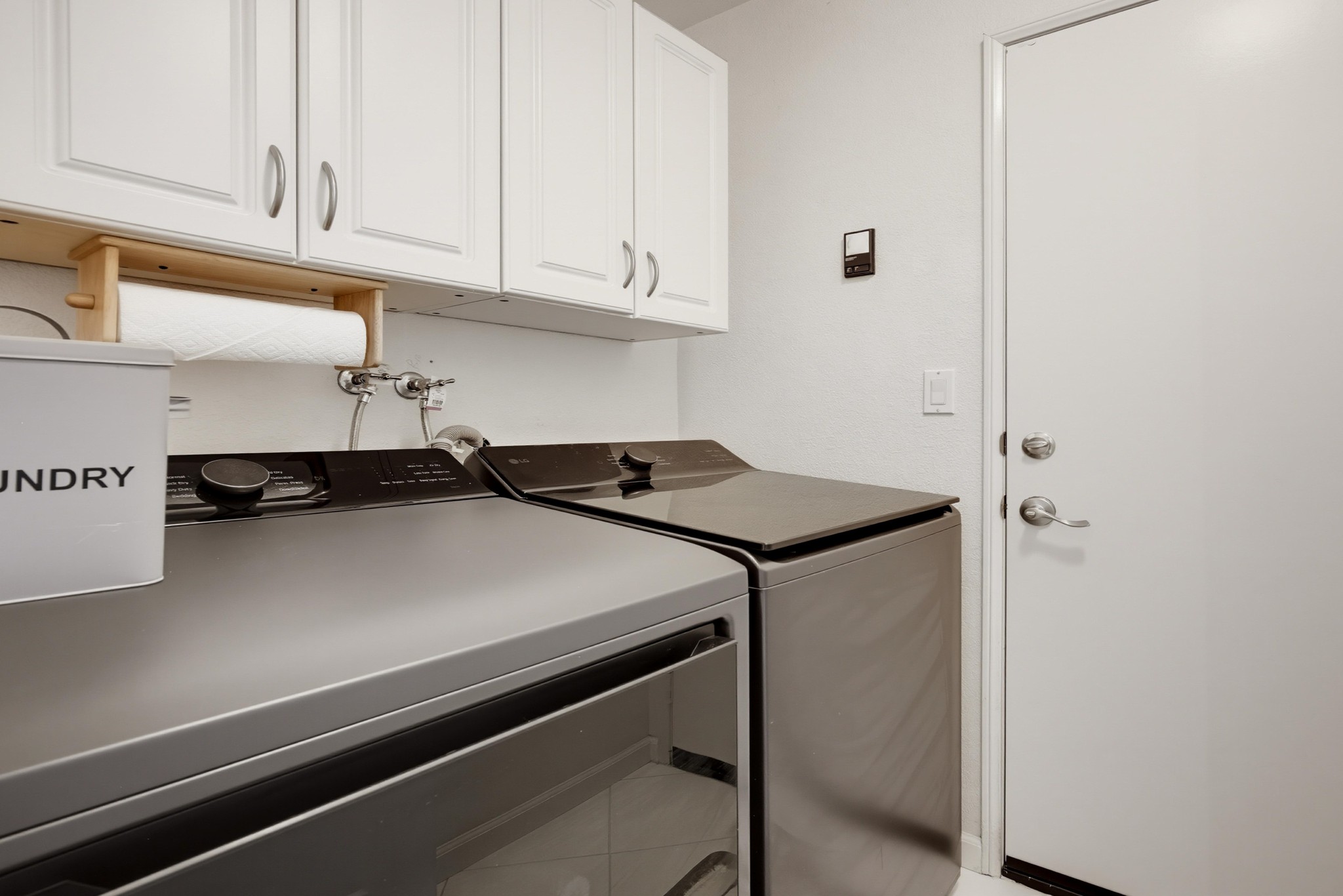 Virtual tour photo 32 of 74 for 9237 Meadow Ln
