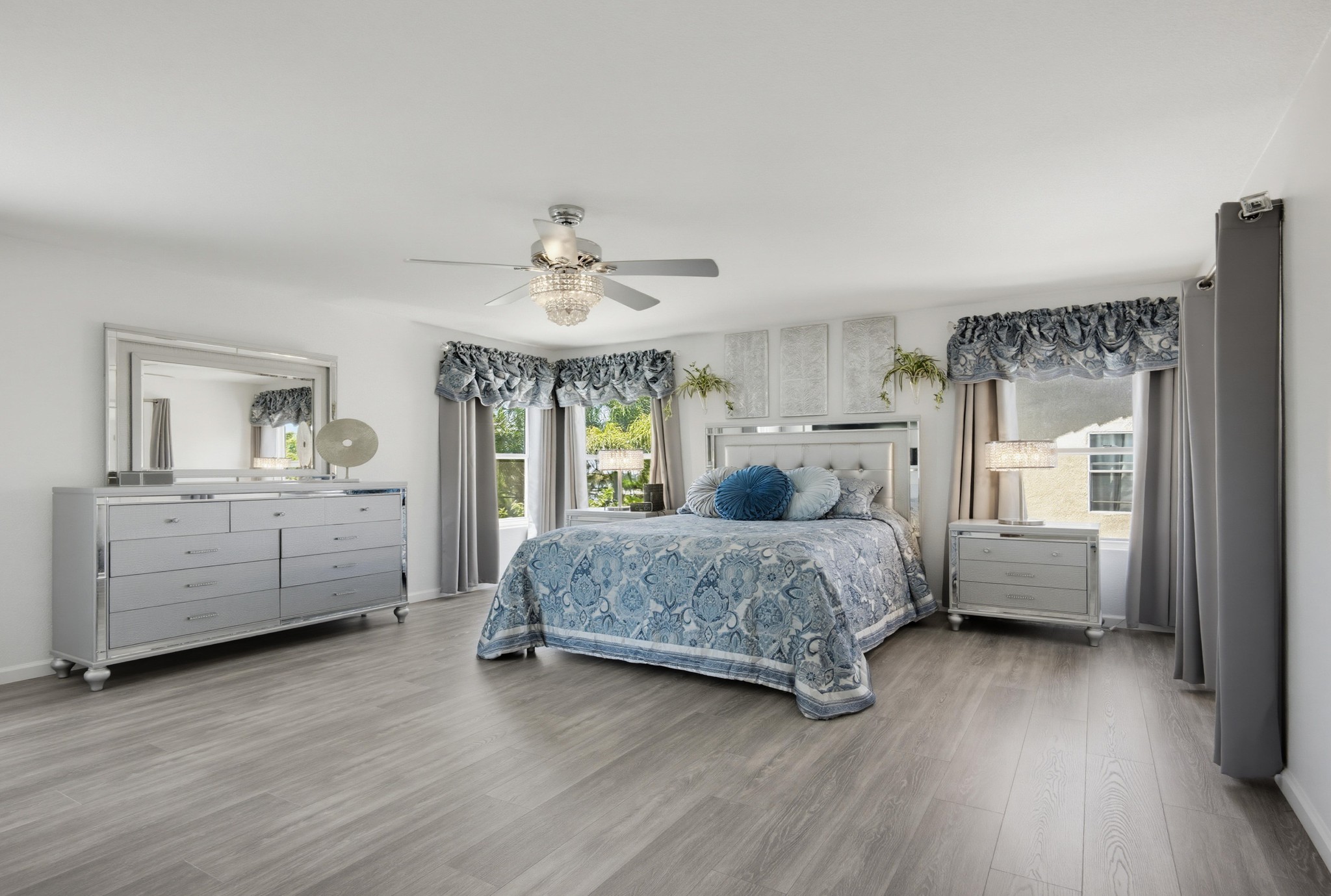 Virtual tour photo 41 of 74 for 9237 Meadow Ln