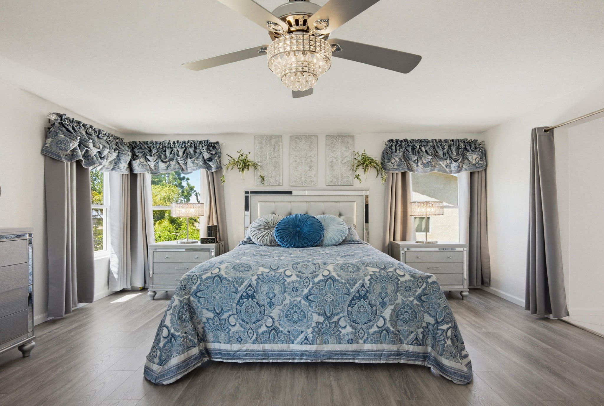 Virtual tour photo 42 of 74 for 9237 Meadow Ln