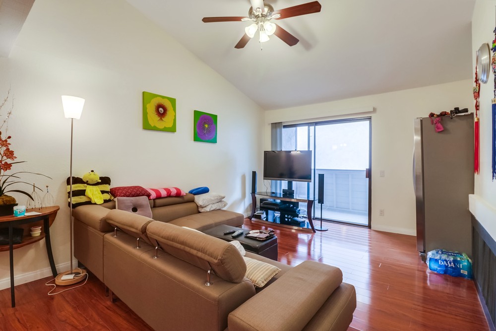 Virtual tour photo 5 of 31 for 9249 Village Glen Dr UNIT 210