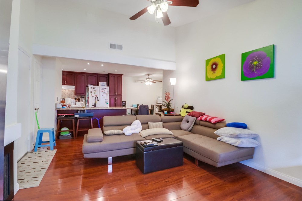 Virtual tour photo 8 of 31 for 9249 Village Glen Dr UNIT 210