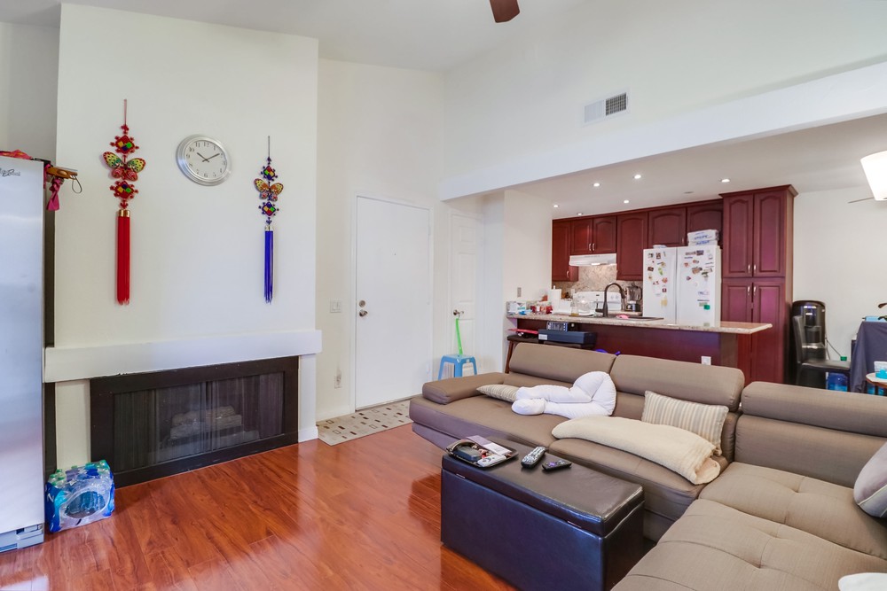 Virtual tour photo 9 of 31 for 9249 Village Glen Dr UNIT 210