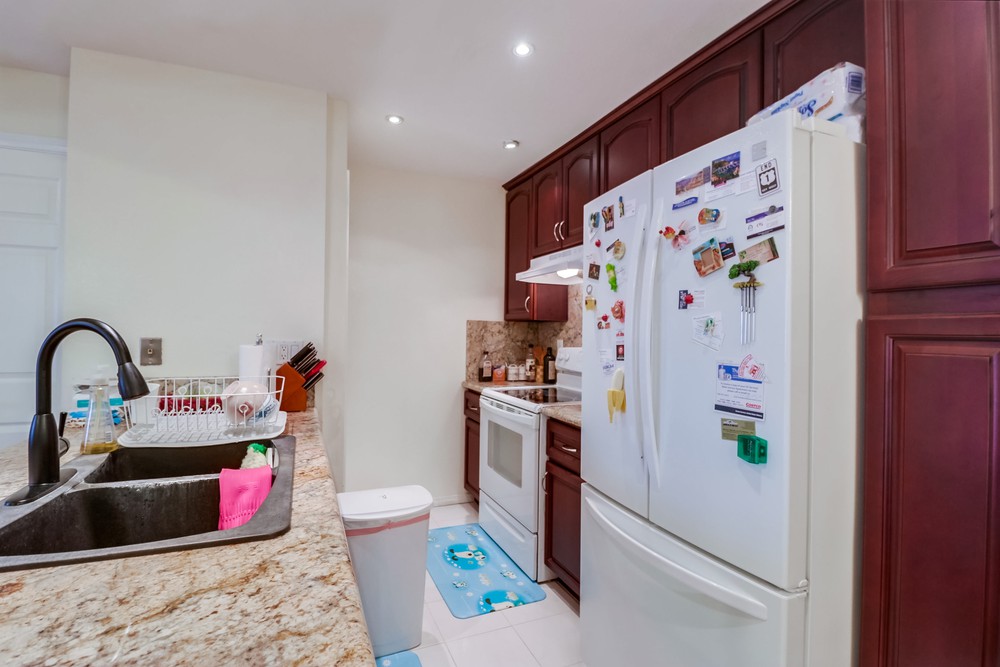 Virtual tour photo 13 of 31 for 9249 Village Glen Dr UNIT 210