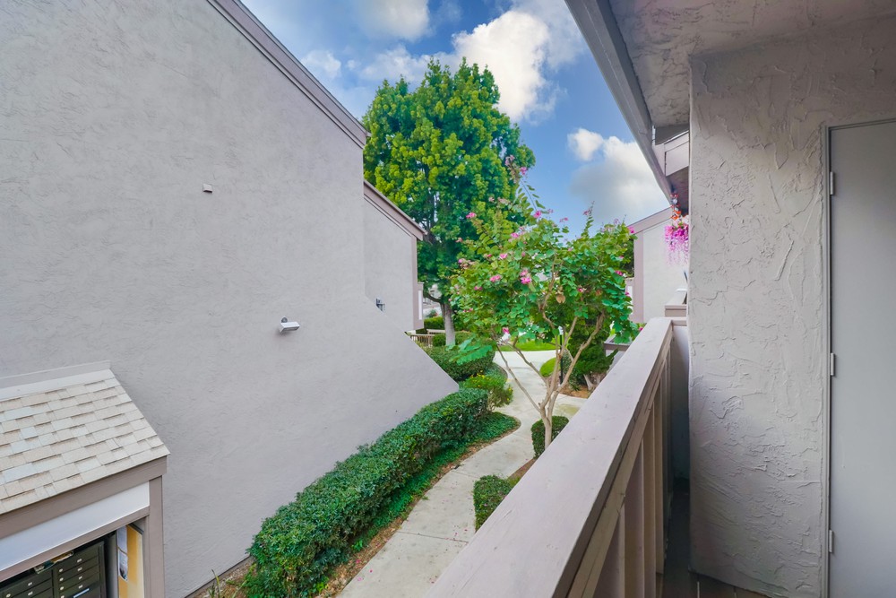 Virtual tour photo 18 of 31 for 9249 Village Glen Dr UNIT 210