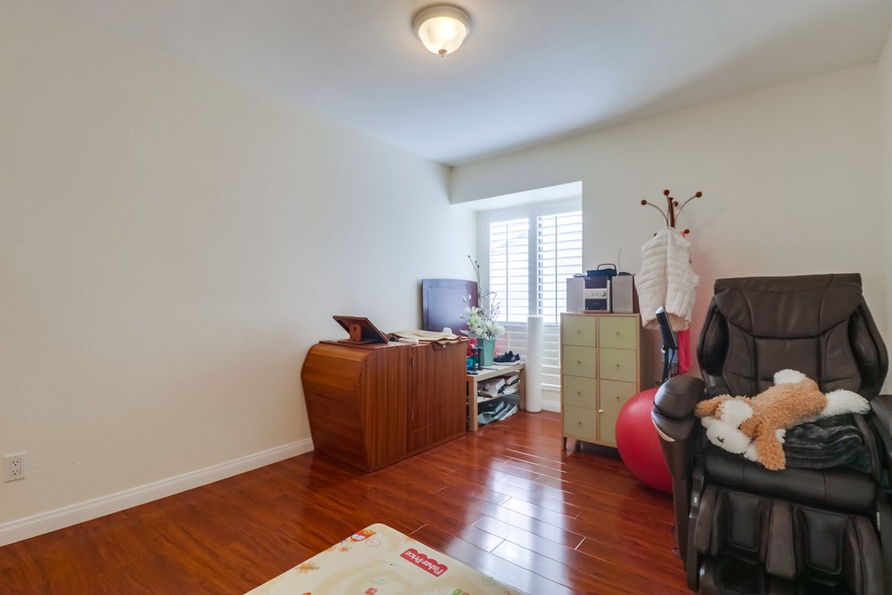 Virtual tour photo 26 of 31 for 9249 Village Glen Dr UNIT 210