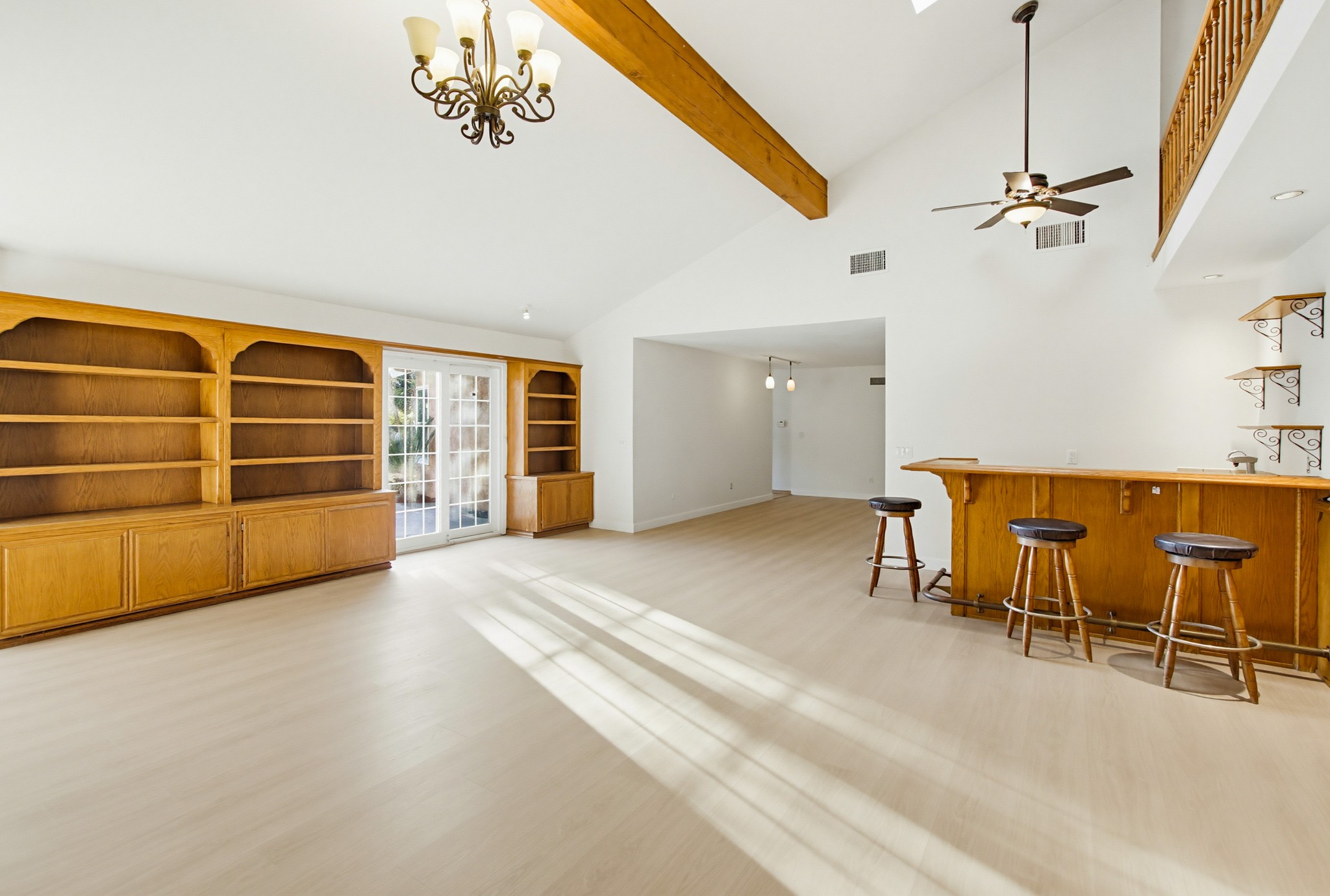 Virtual tour photo 34 of 94 for 925 E Chase Ave