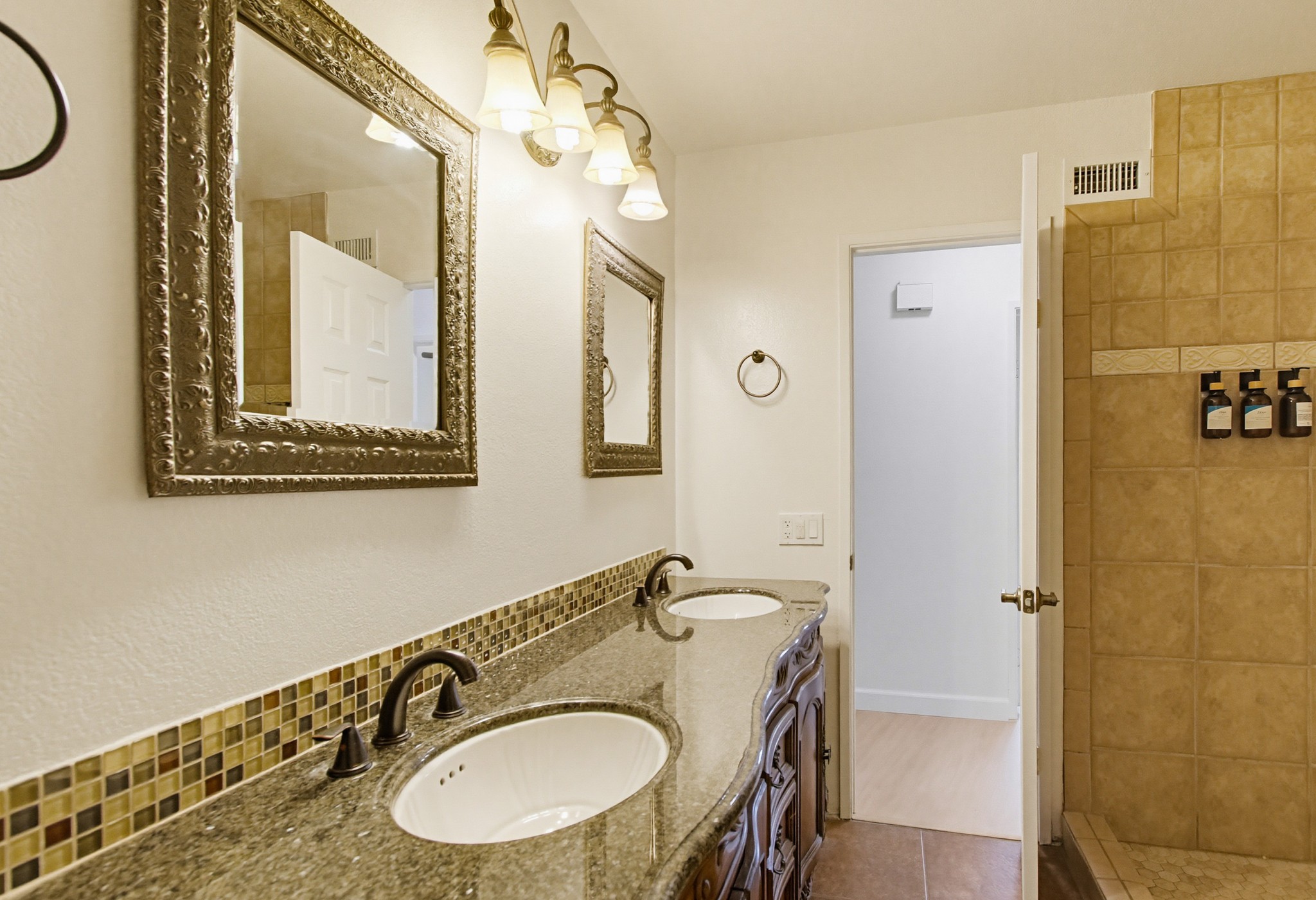 Virtual tour photo 46 of 94 for 925 E Chase Ave
