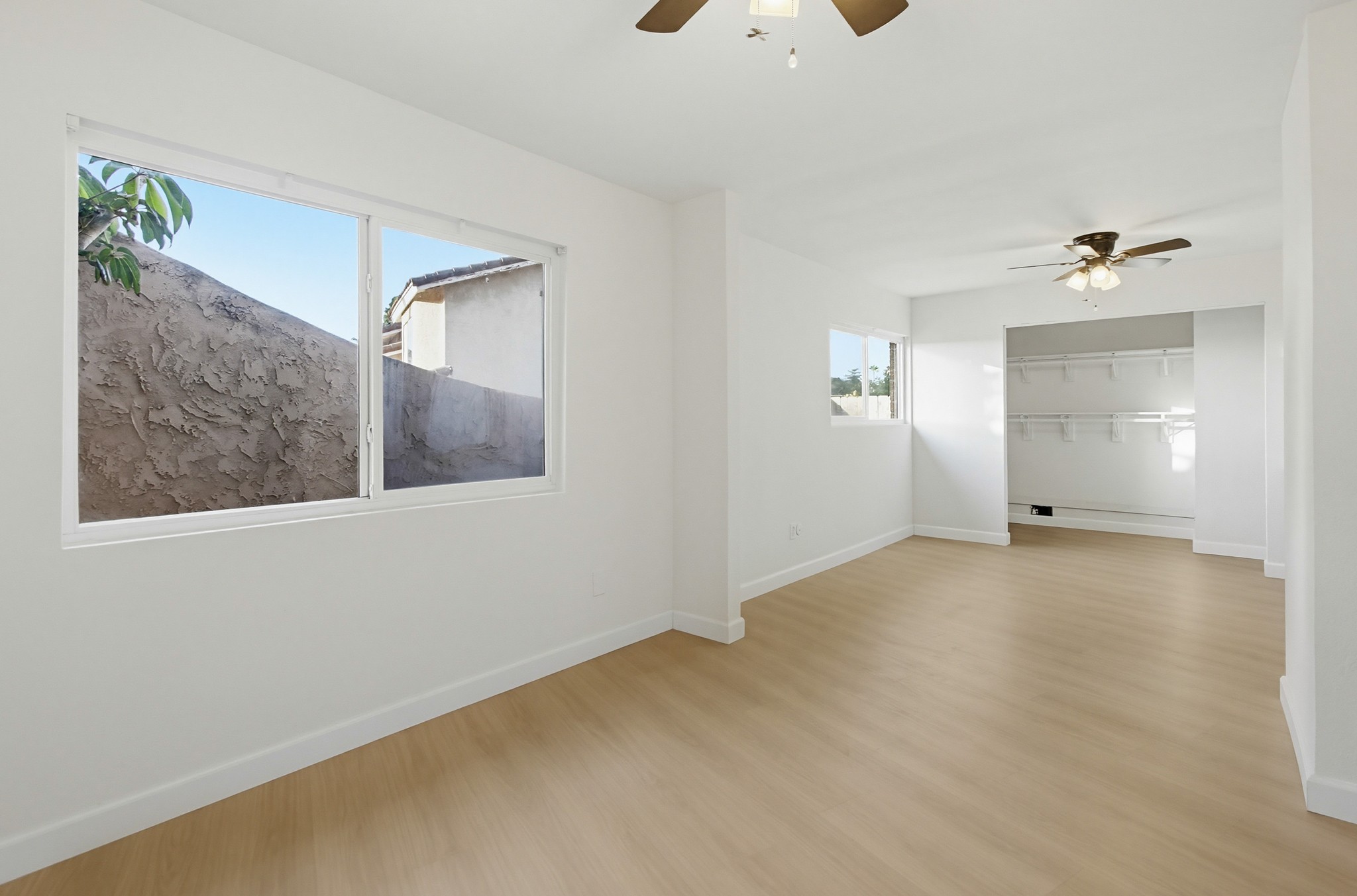 Virtual tour photo 51 of 94 for 925 E Chase Ave