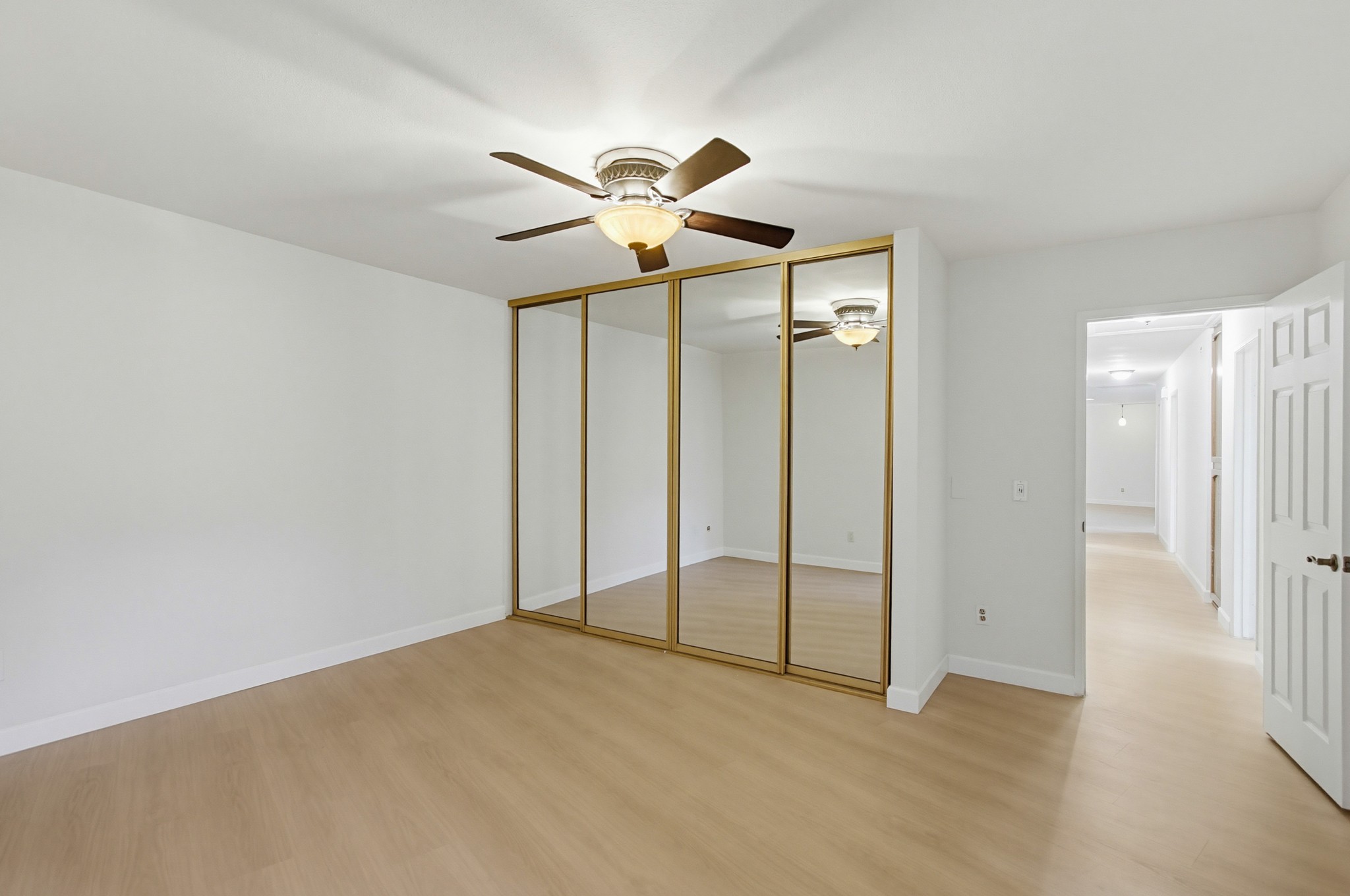 Virtual tour photo 59 of 94 for 925 E Chase Ave