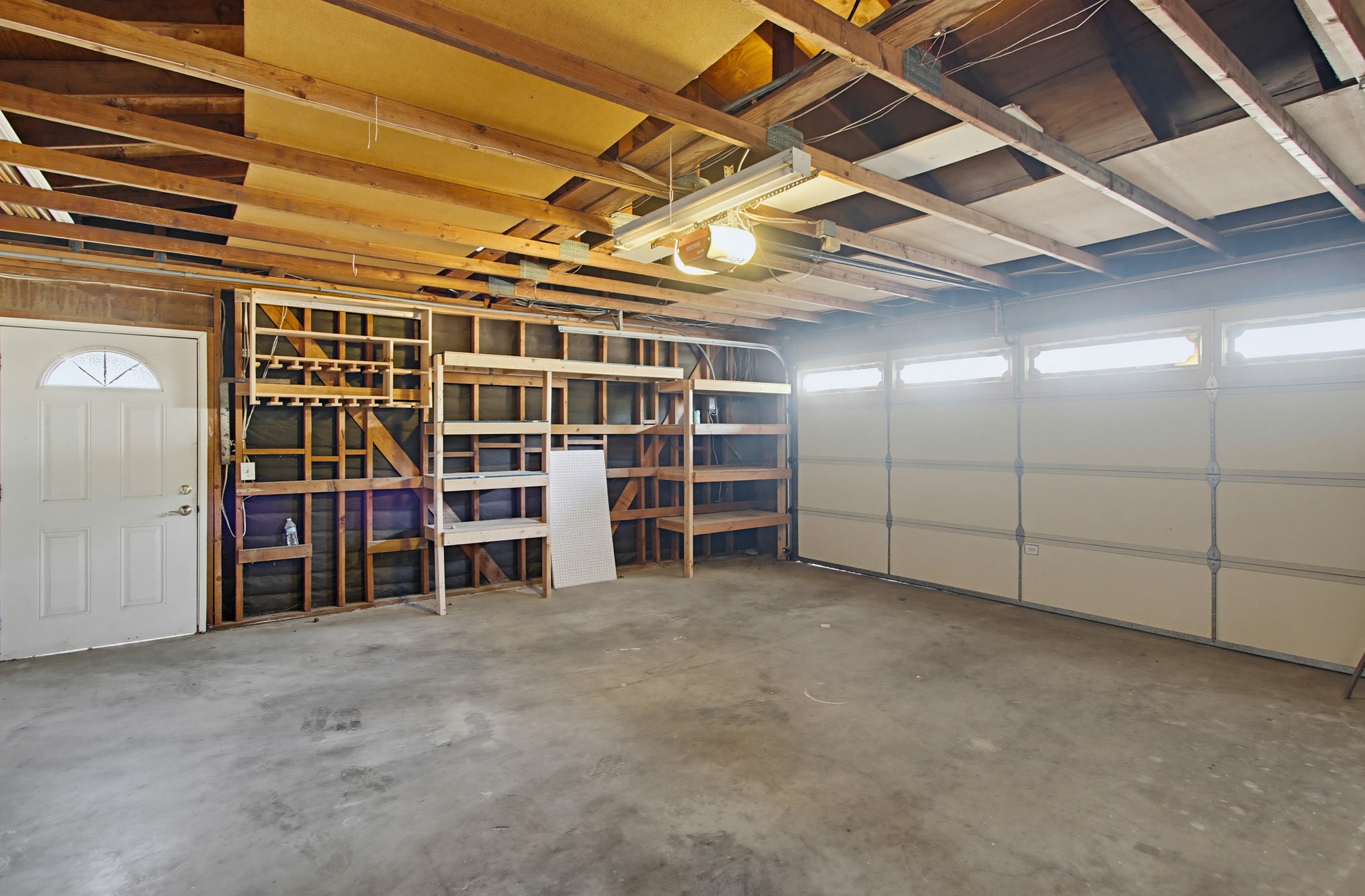 Virtual tour photo 78 of 94 for 925 E Chase Ave