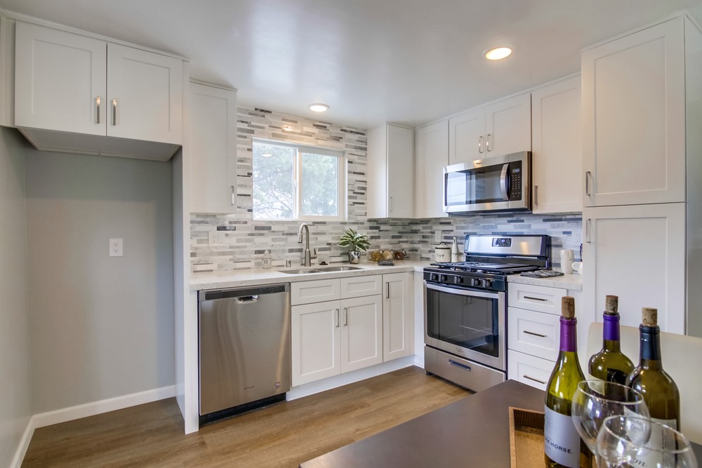 Virtual tour photo 18 of 32 for 925 S 32nd St