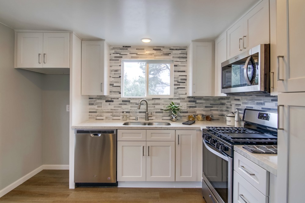 Virtual tour photo 23 of 32 for 925 S 32nd St