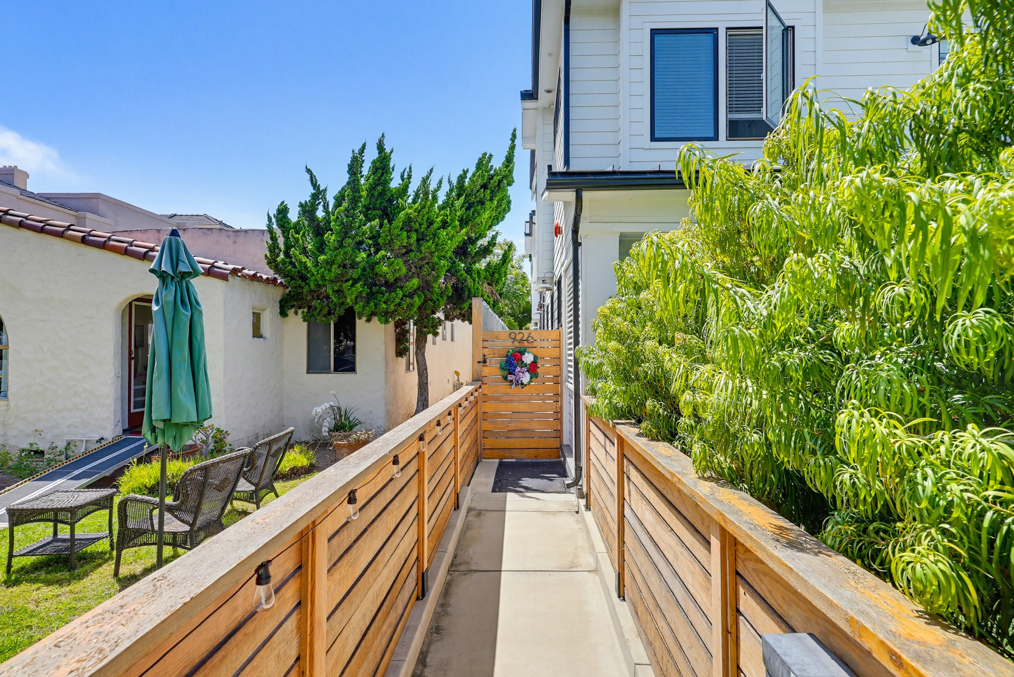 Virtual tour photo 5 of 122 for 926 D Ave