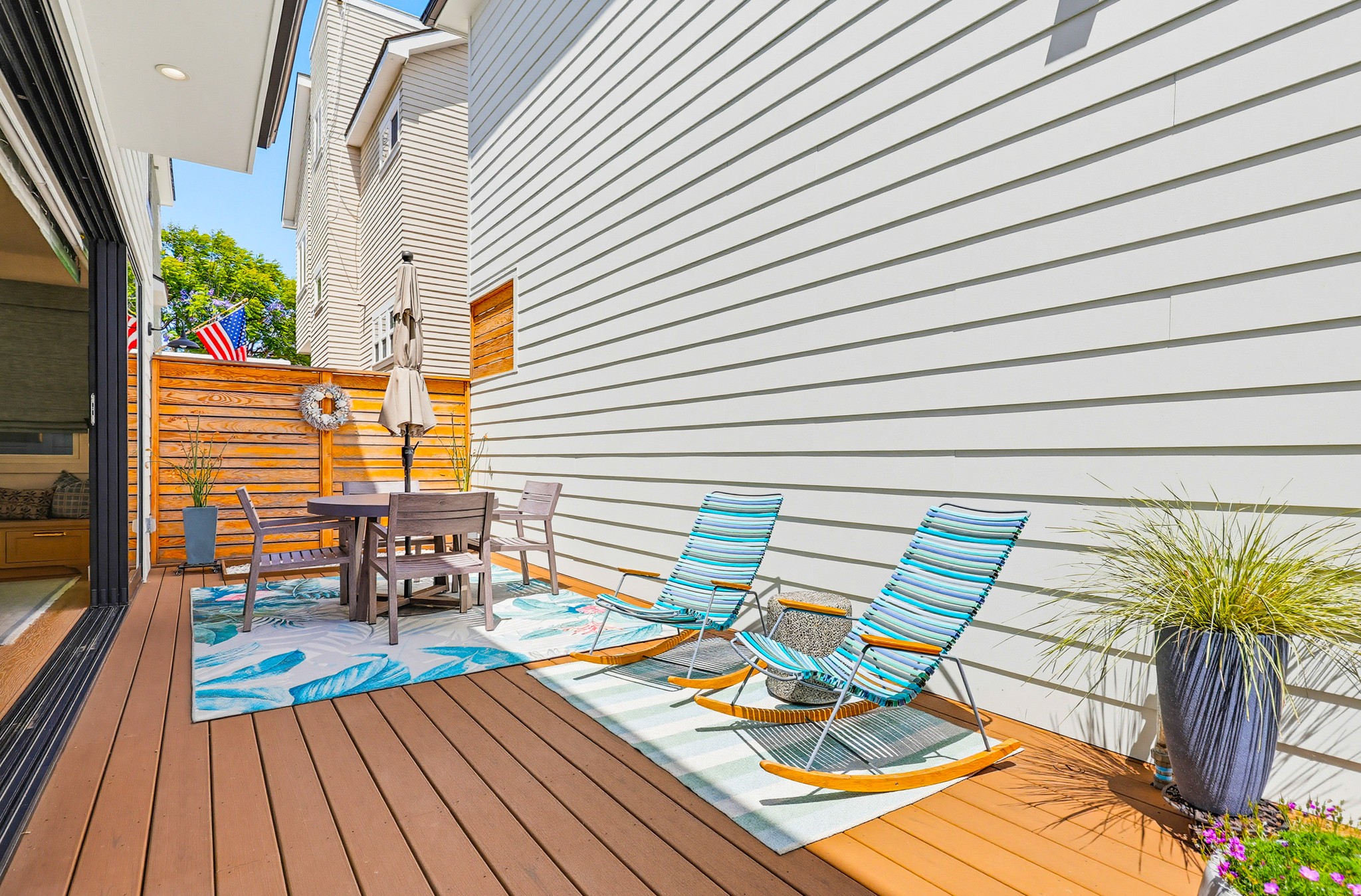 Virtual tour photo 11 of 122 for 926 D Ave