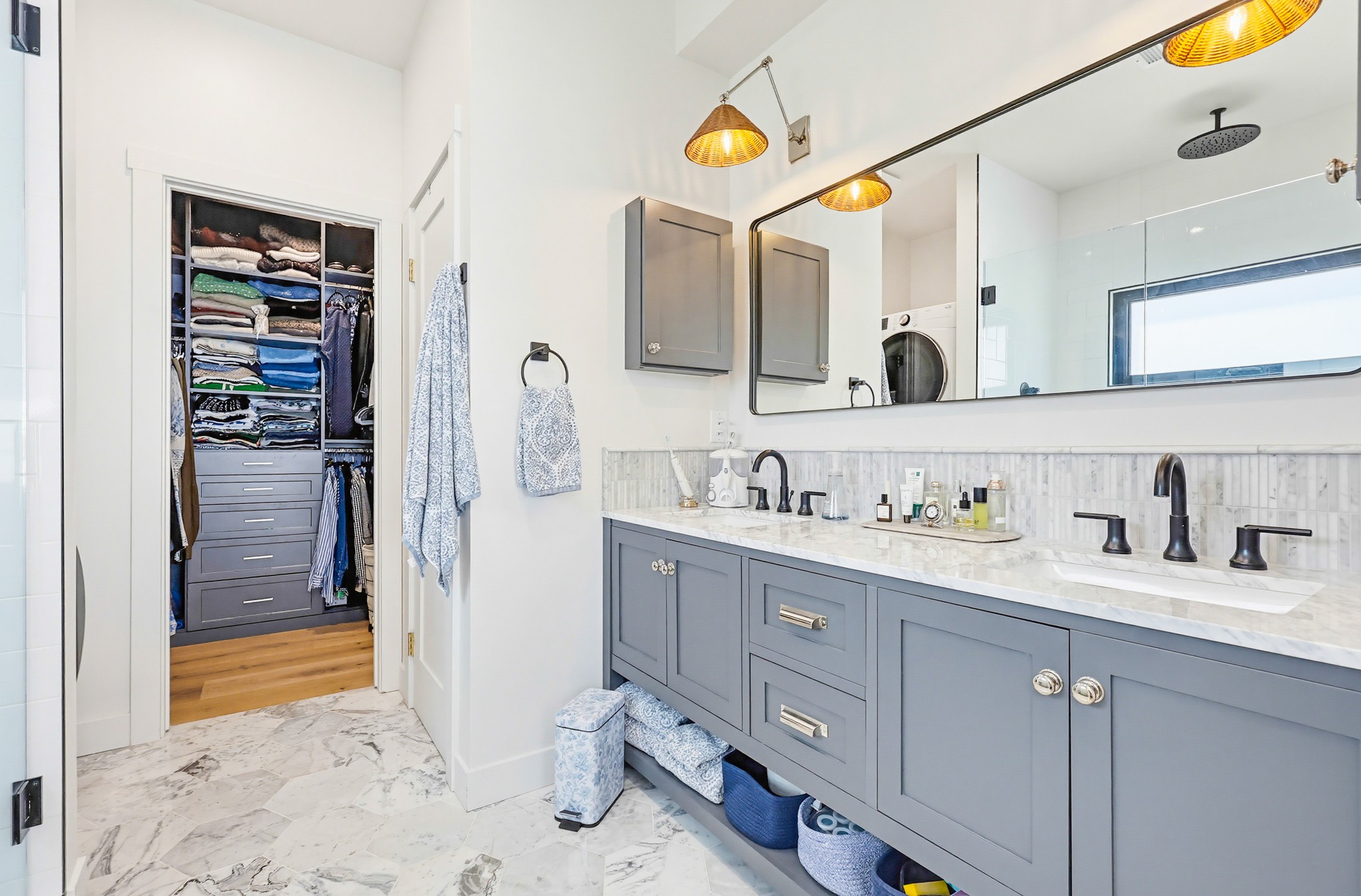 Virtual tour photo 54 of 122 for 926 D Ave