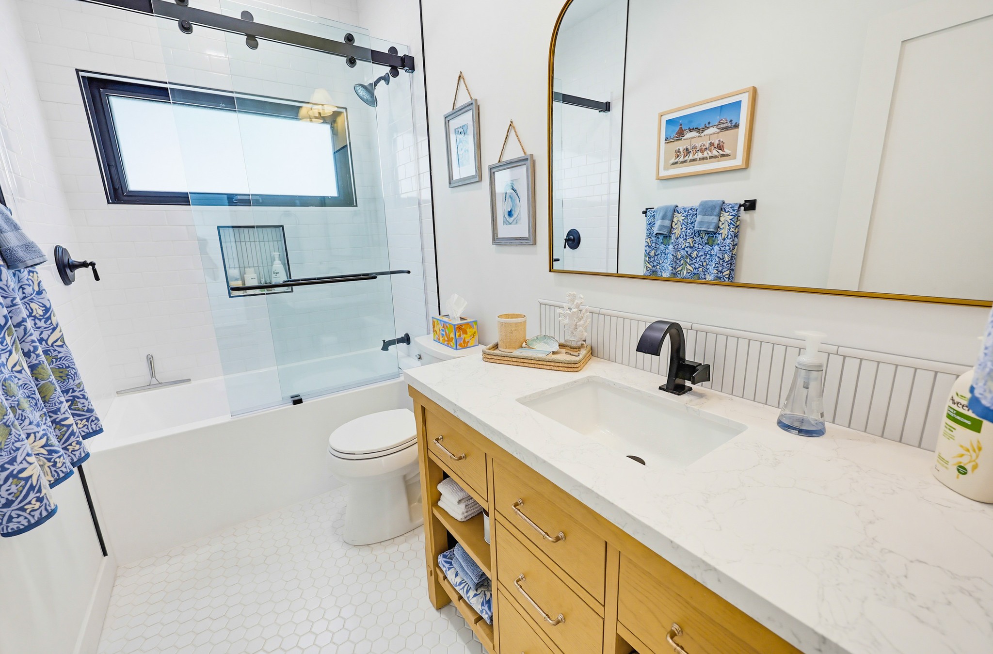 Virtual tour photo 72 of 122 for 926 D Ave