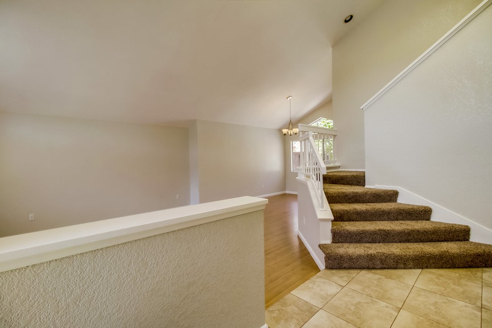 Virtual tour photo 8 of 52 for 9268 Calle De Vista Oeste