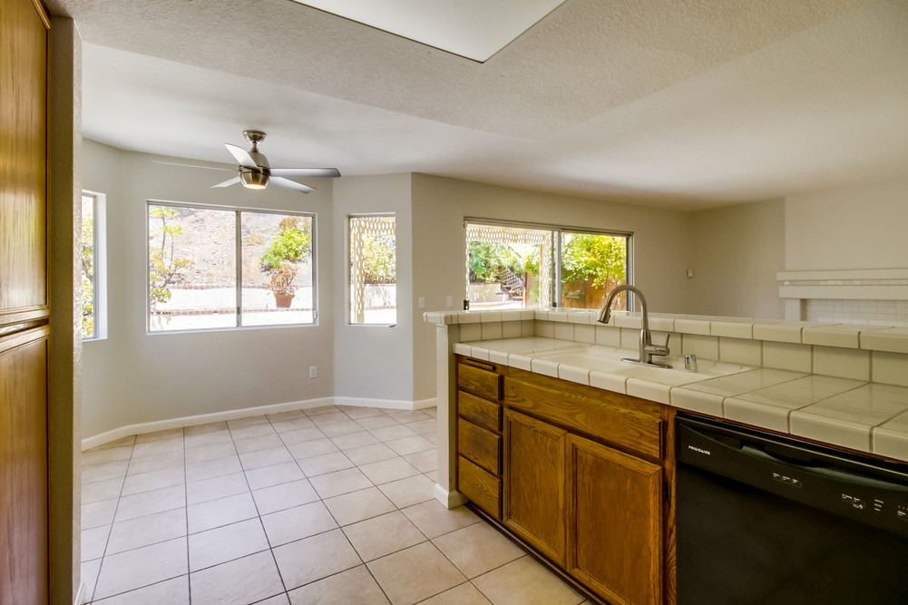 Virtual tour photo 24 of 52 for 9268 Calle De Vista Oeste