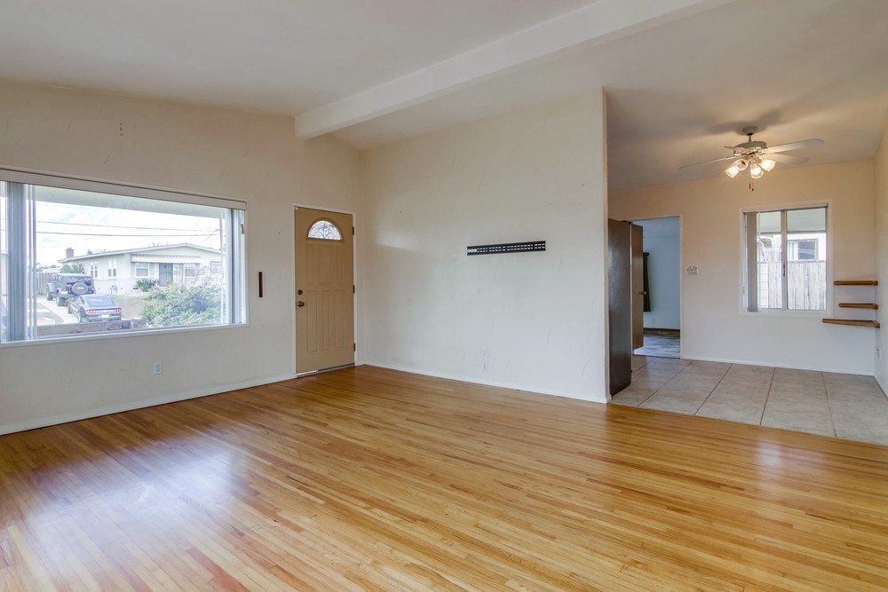 Virtual tour photo 11 of 48 for 927 15th St