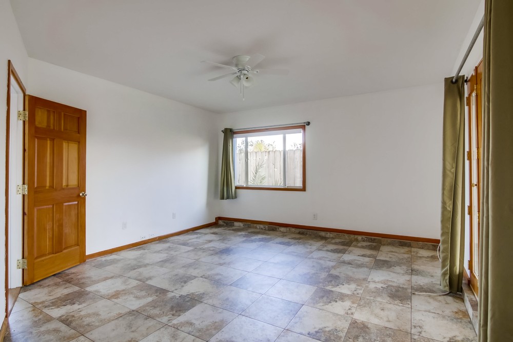 Virtual tour photo 33 of 48 for 927 15th St