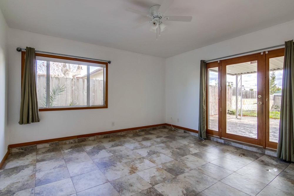 Virtual tour photo 34 of 48 for 927 15th St