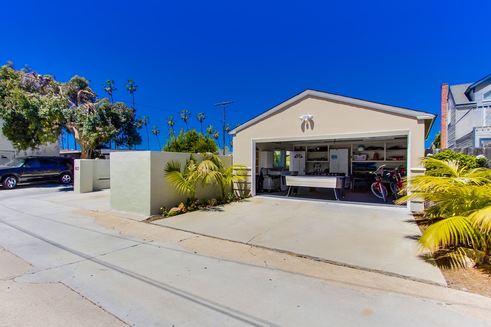 Virtual tour photo 24 of 34 for 927 Oliver Avenue