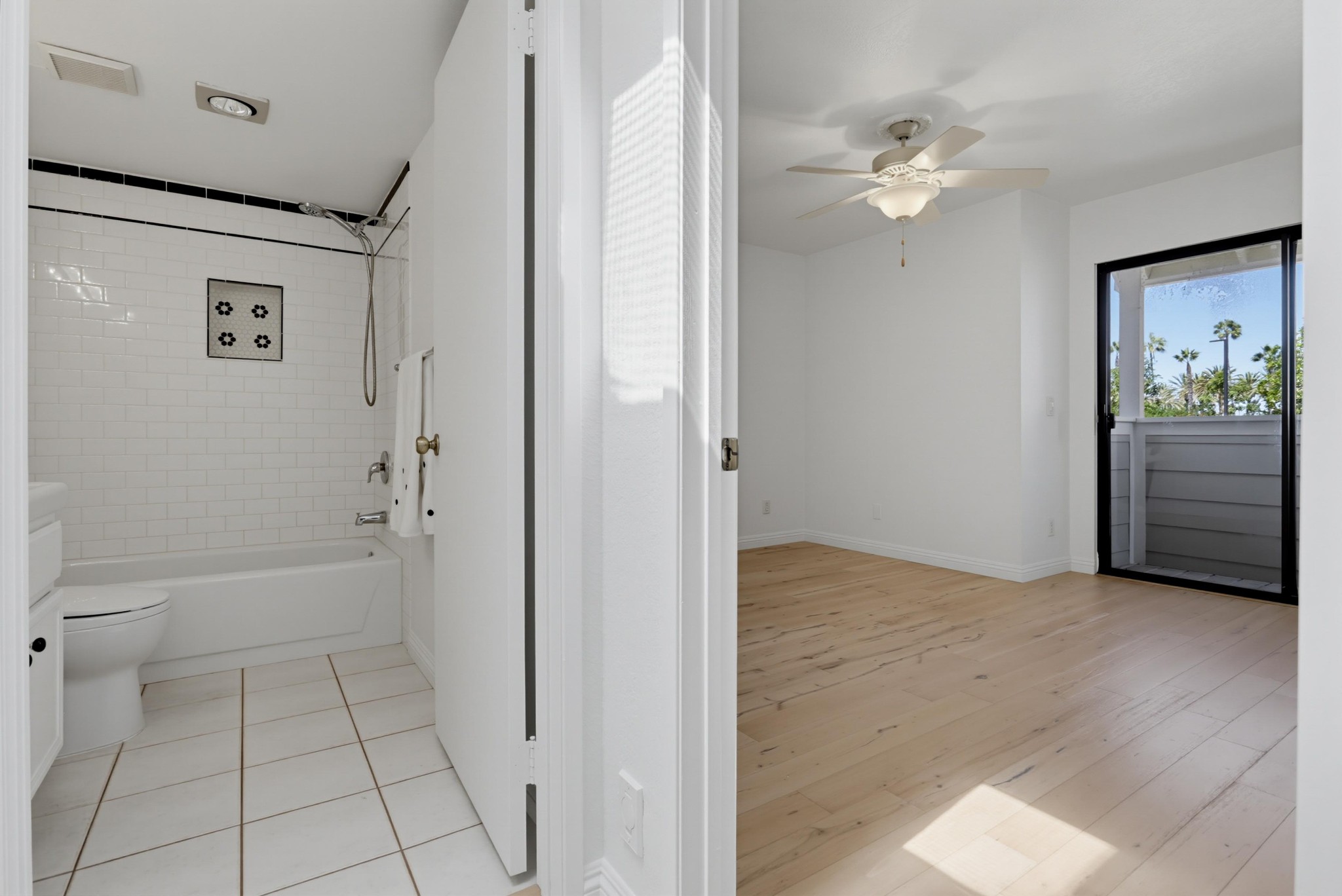 Virtual tour photo 24 of 42 for 9270 Towne Centre Dr