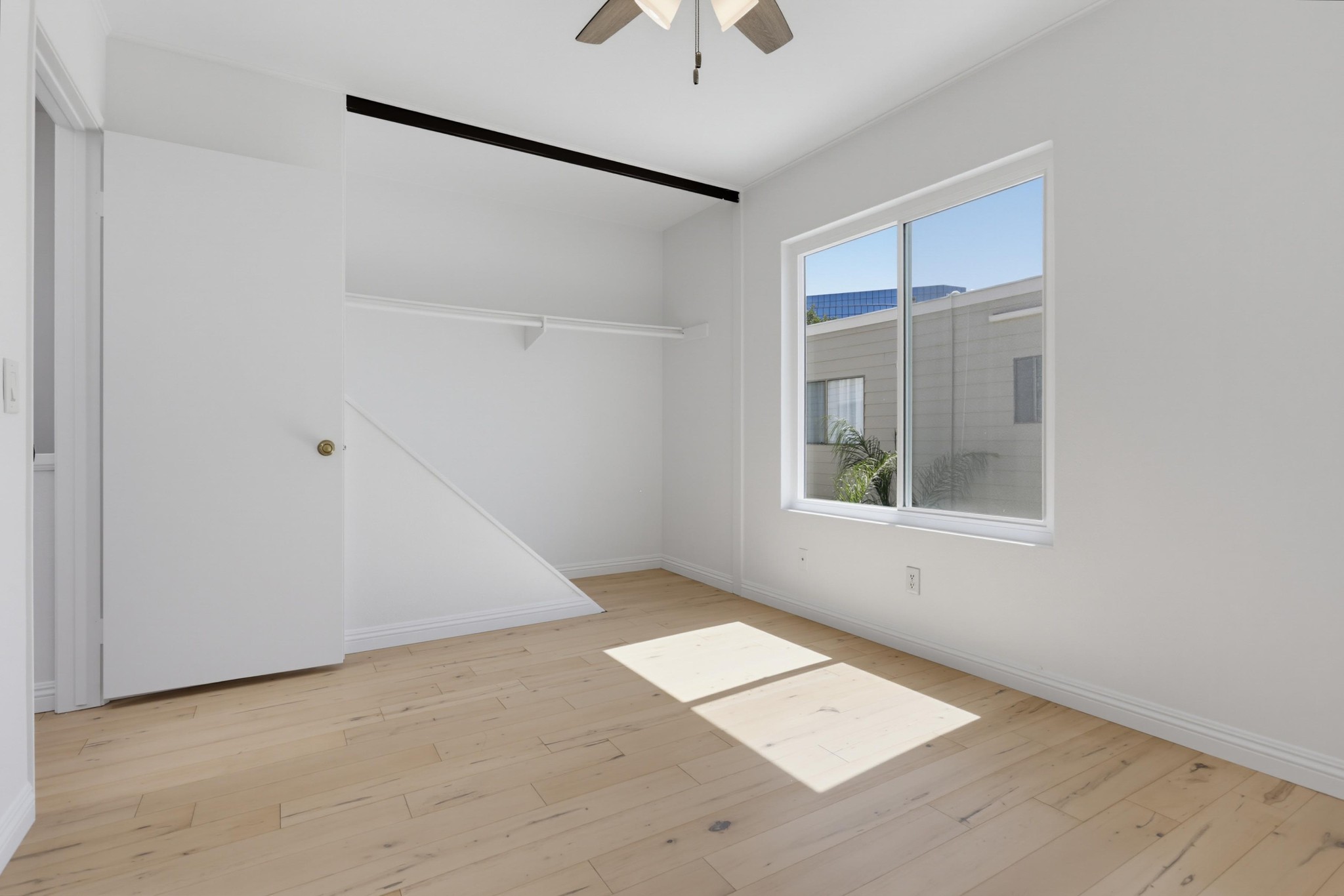 Virtual tour photo 32 of 42 for 9270 Towne Centre Dr