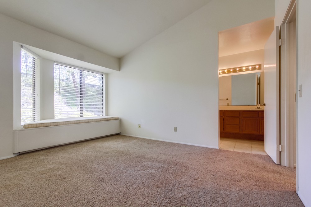 Virtual tour photo 23 of 40 for 9273 Lake Murray Blvd