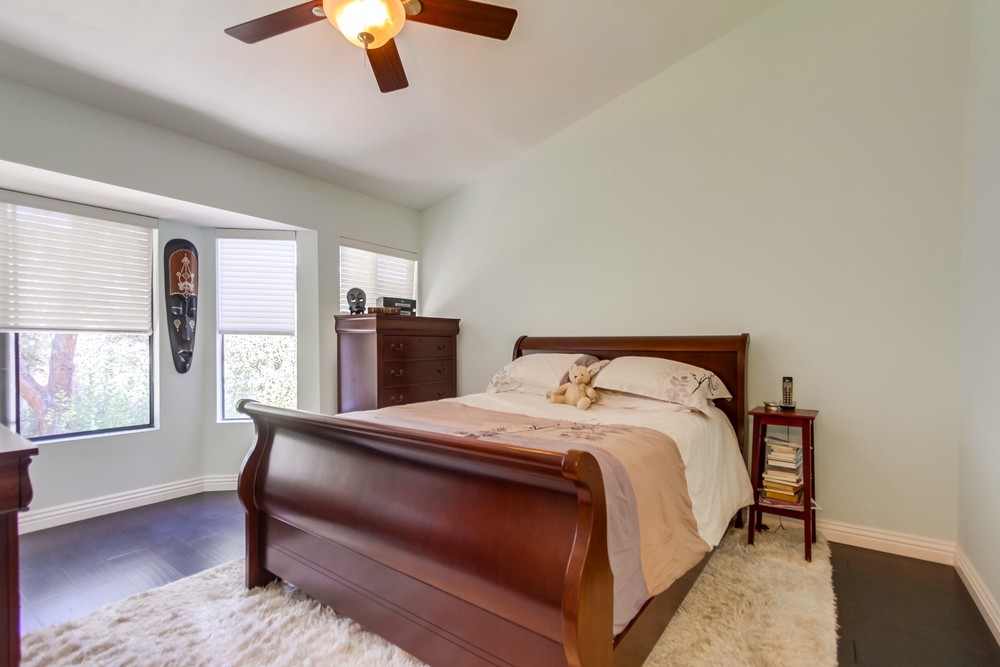 Virtual tour photo 24 of 40 for 9273 lake murray blvd