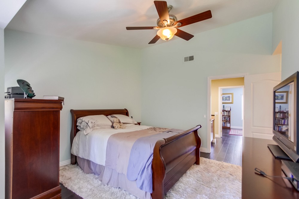 Virtual tour photo 25 of 40 for 9273 lake murray blvd