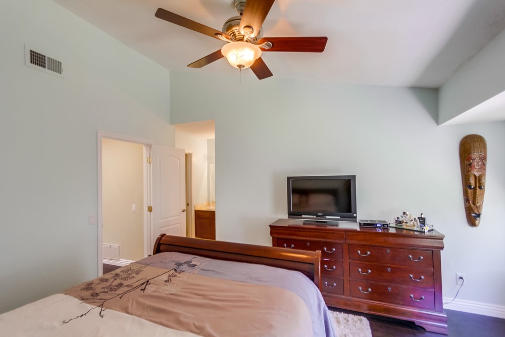 Virtual tour photo 26 of 40 for 9273 lake murray blvd