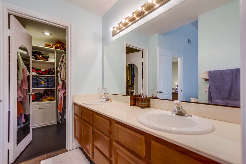 Virtual tour photo 29 of 40 for 9273 lake murray blvd