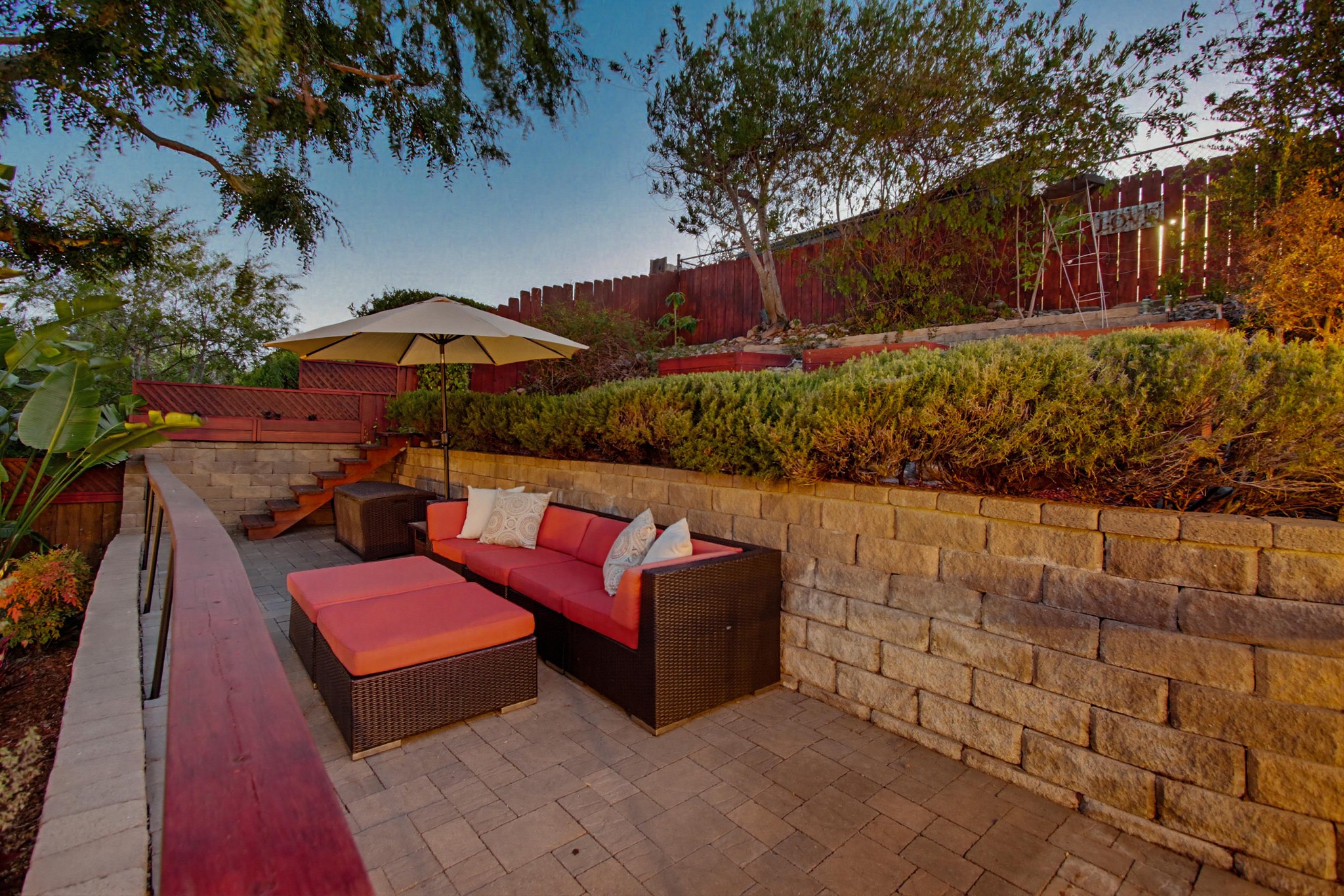 Virtual tour photo 18 of 83 for 9279 Manor Dr