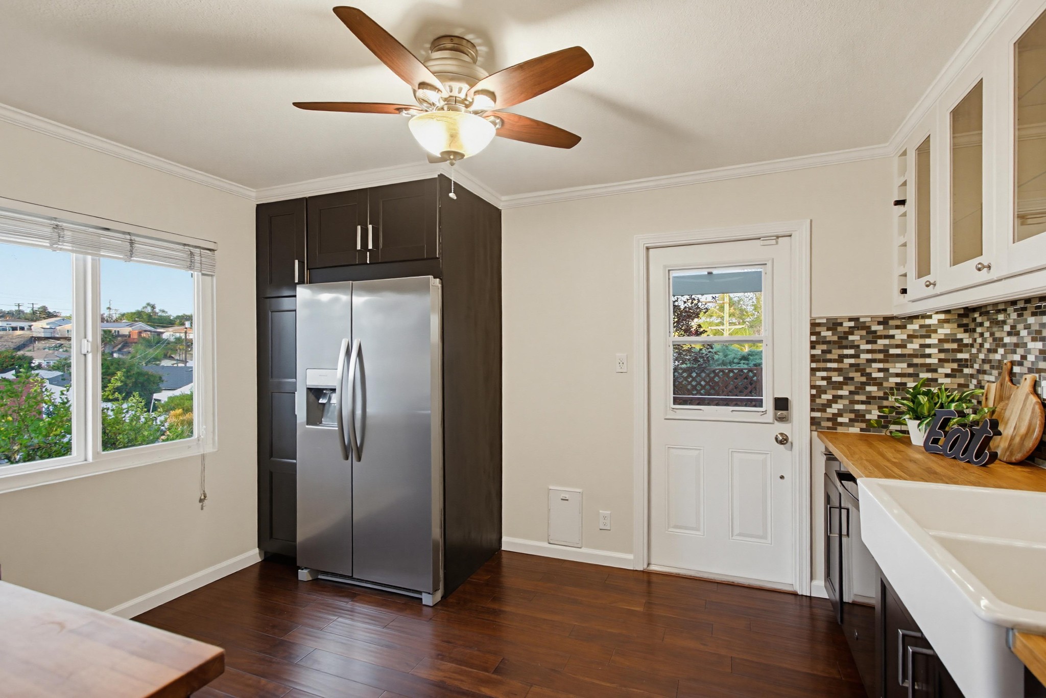 Virtual tour photo 45 of 83 for 9279 Manor Dr