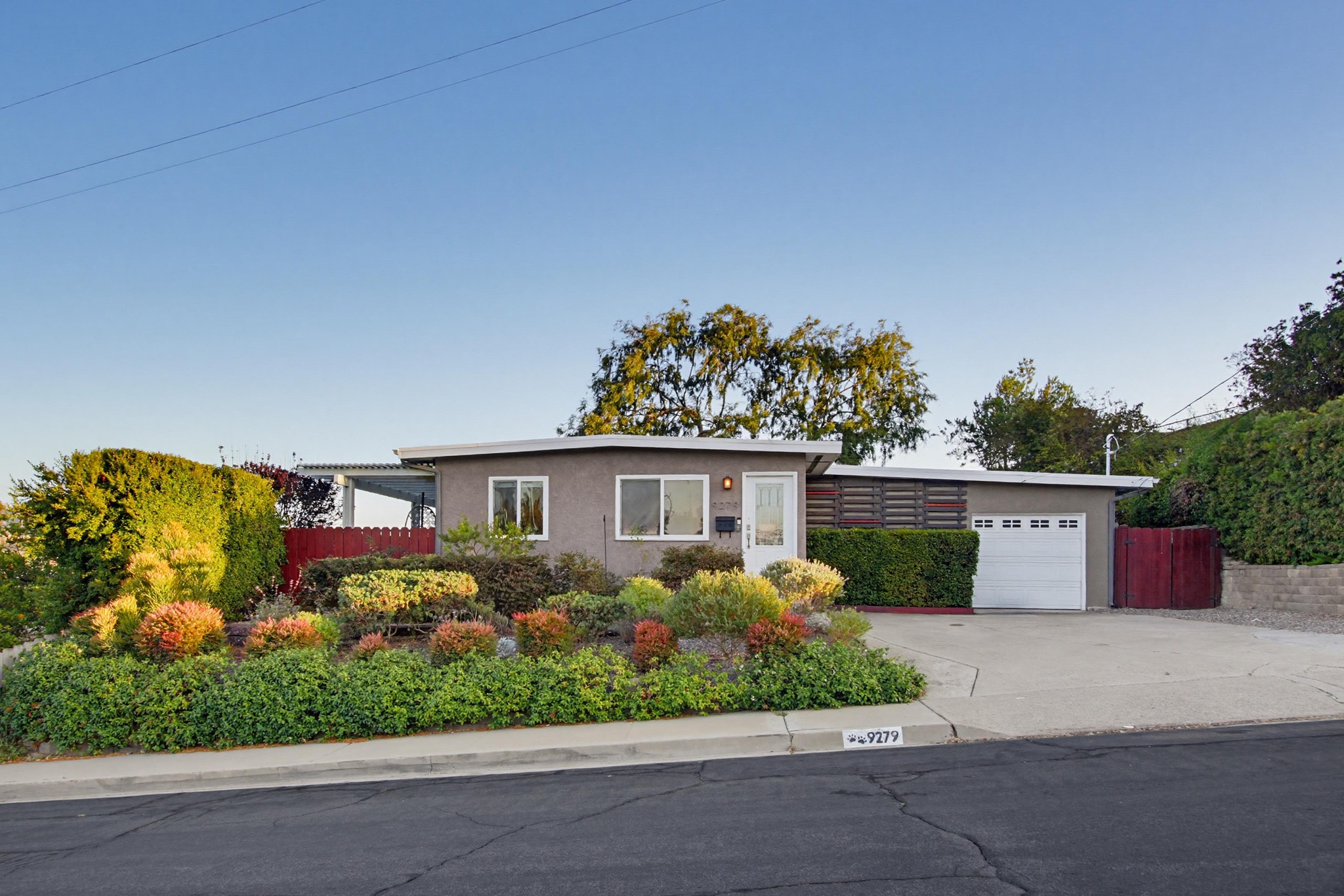 Virtual tour photo 55 of 83 for 9279 Manor Dr