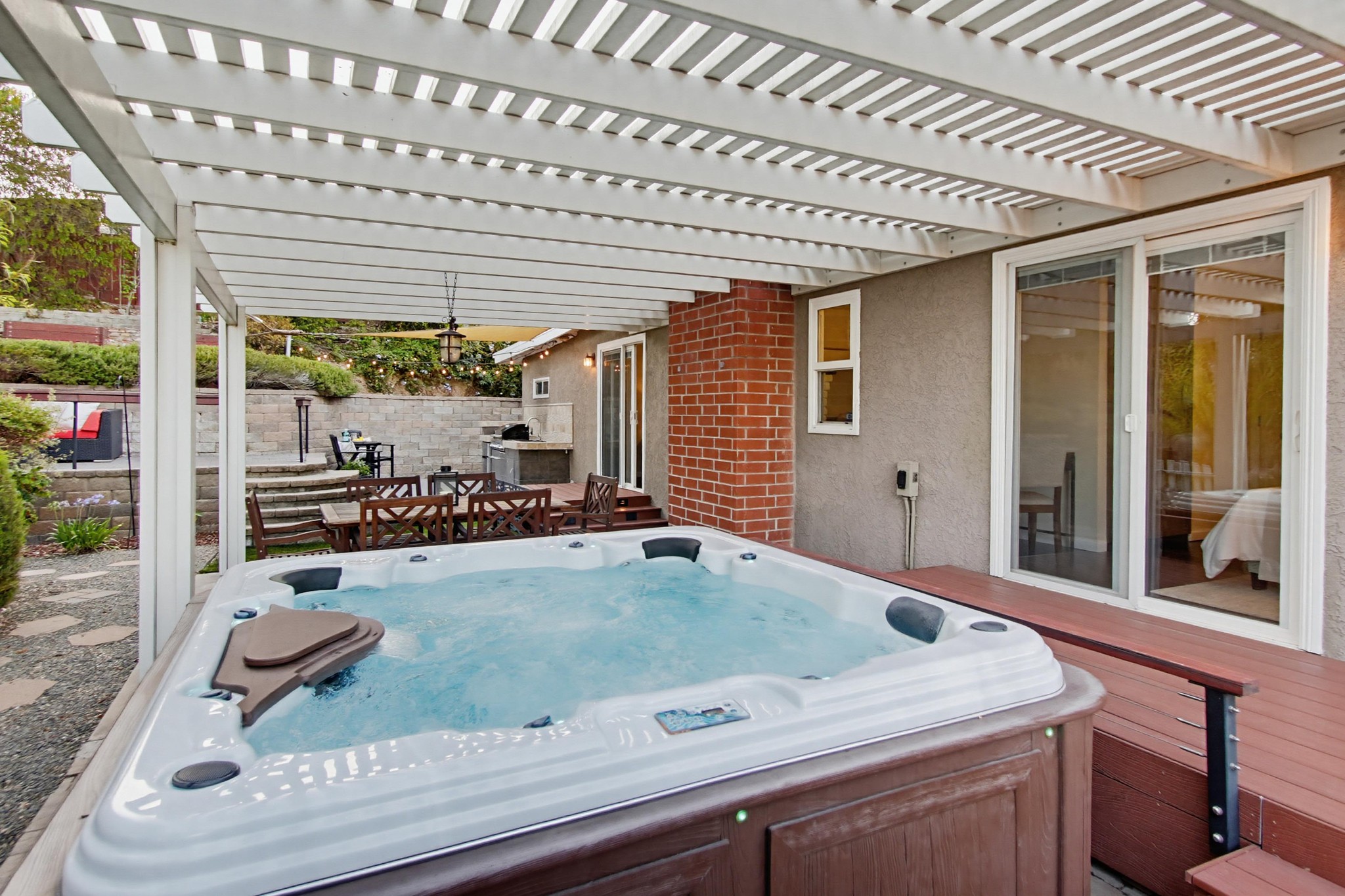 Virtual tour photo 65 of 83 for 9279 Manor Dr